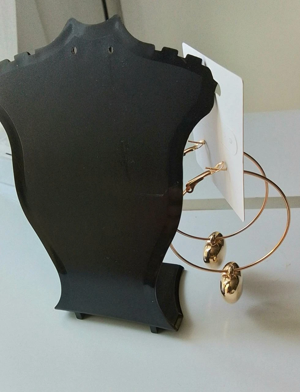 Brincos de argola em forma de pingente de coração em aço inoxidável dourado neuf – photo 2